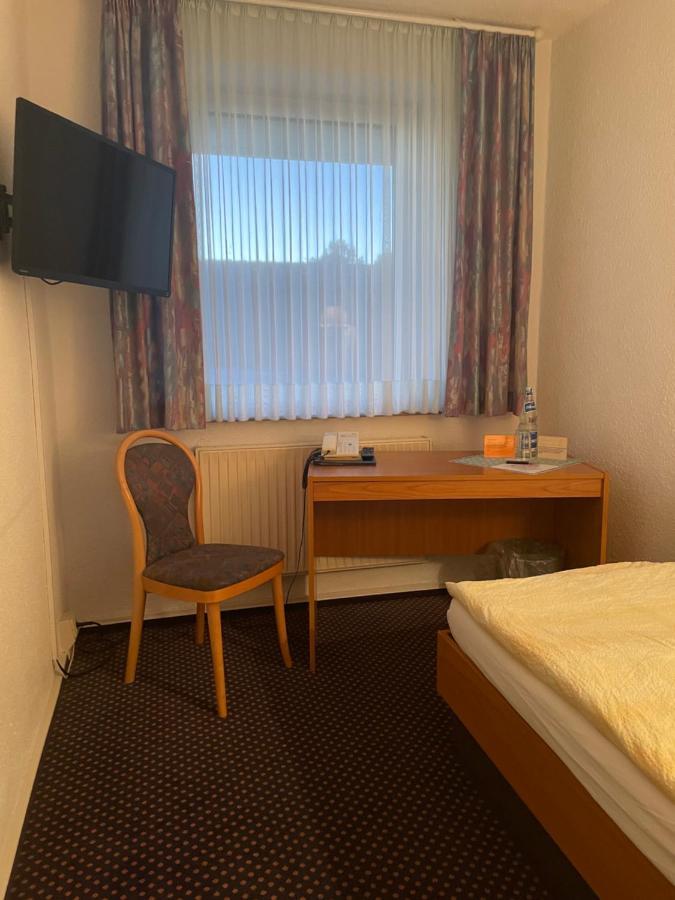 Hotel Pension Stoertebeker Biendorf Bagian luar foto