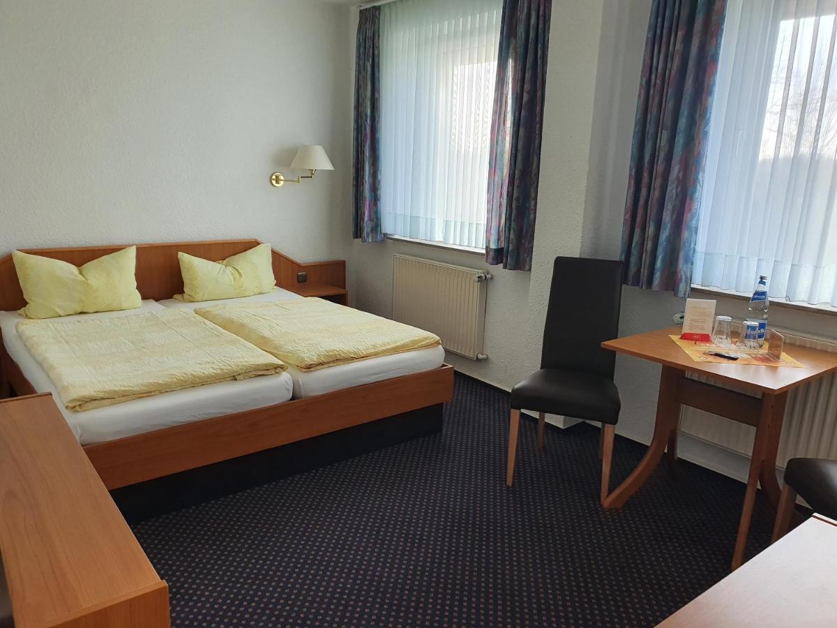 Hotel Pension Stoertebeker Biendorf Bagian luar foto