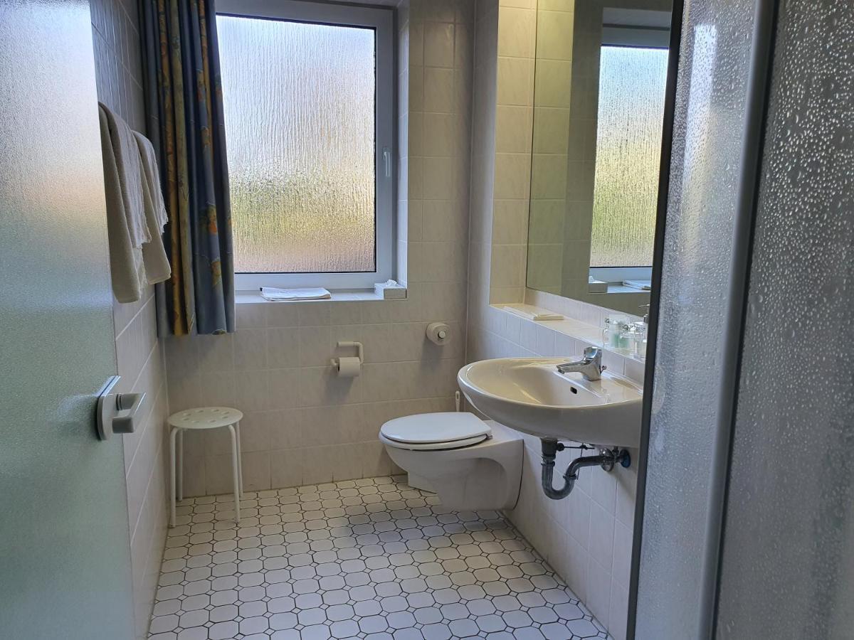 Hotel Pension Stoertebeker Biendorf Bagian luar foto