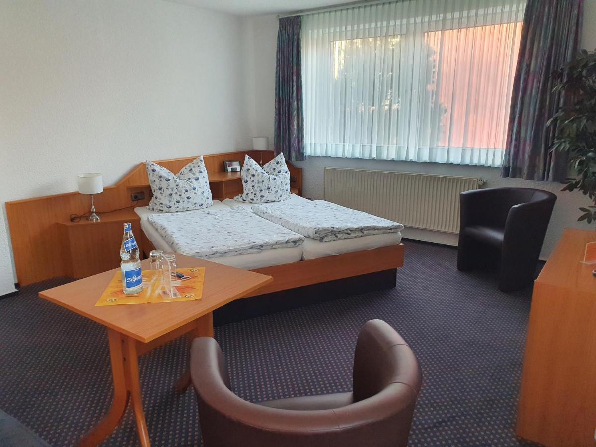 Hotel Pension Stoertebeker Biendorf Bagian luar foto