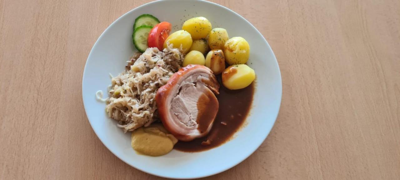 Hotel Pension Stoertebeker Biendorf Bagian luar foto